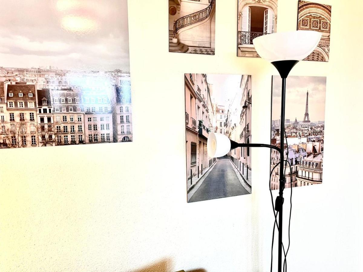 Ferienwohnung Panoramic Lil' Paris Bukarest Exterior foto